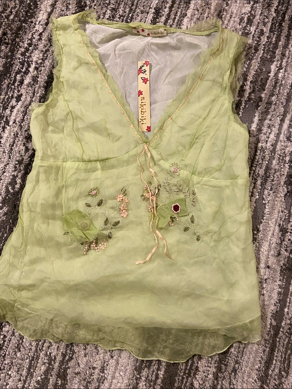 NWT Nikibiki green embroidered camisole top size large